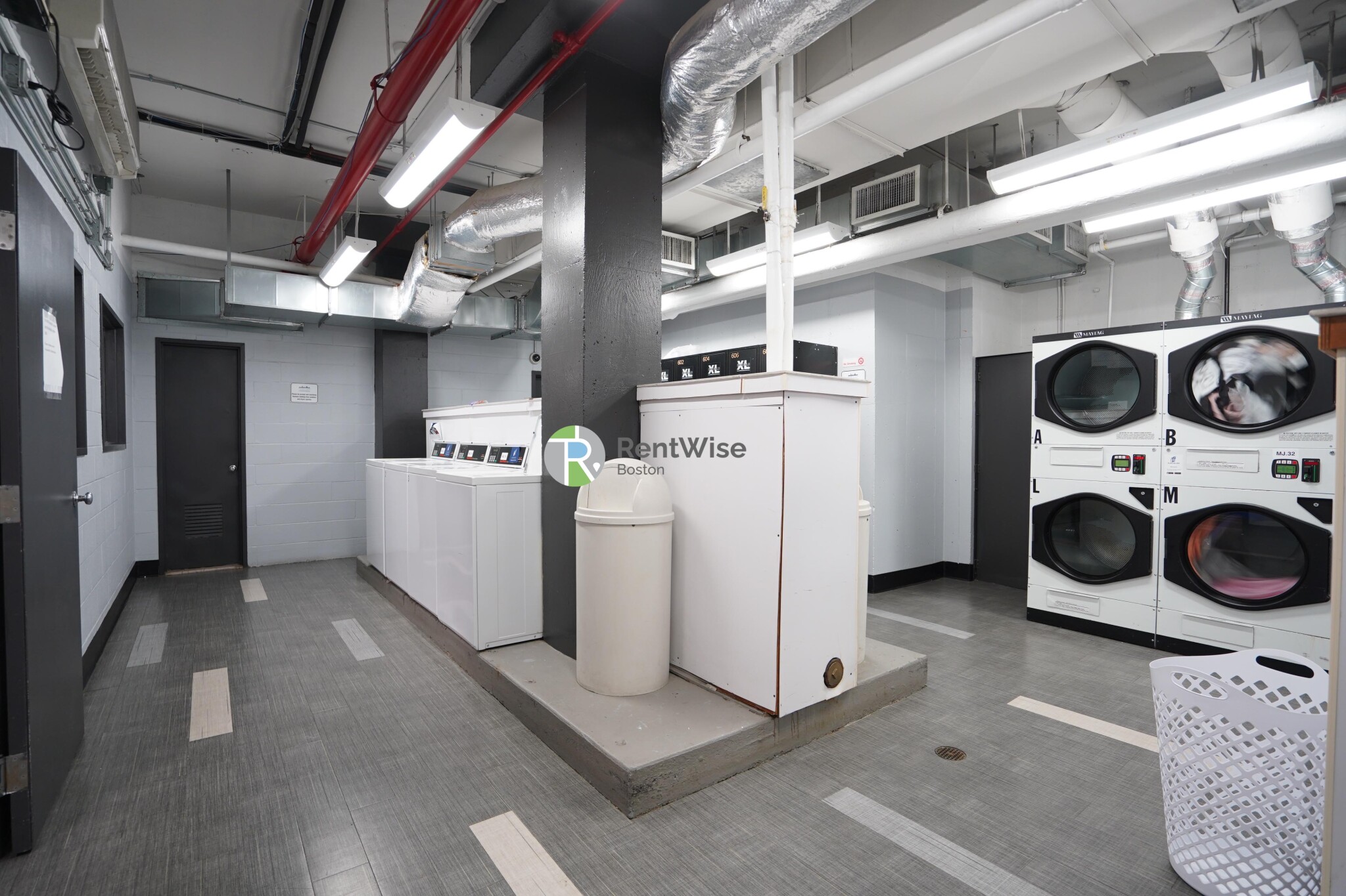 175 Freeman St, North Brookline