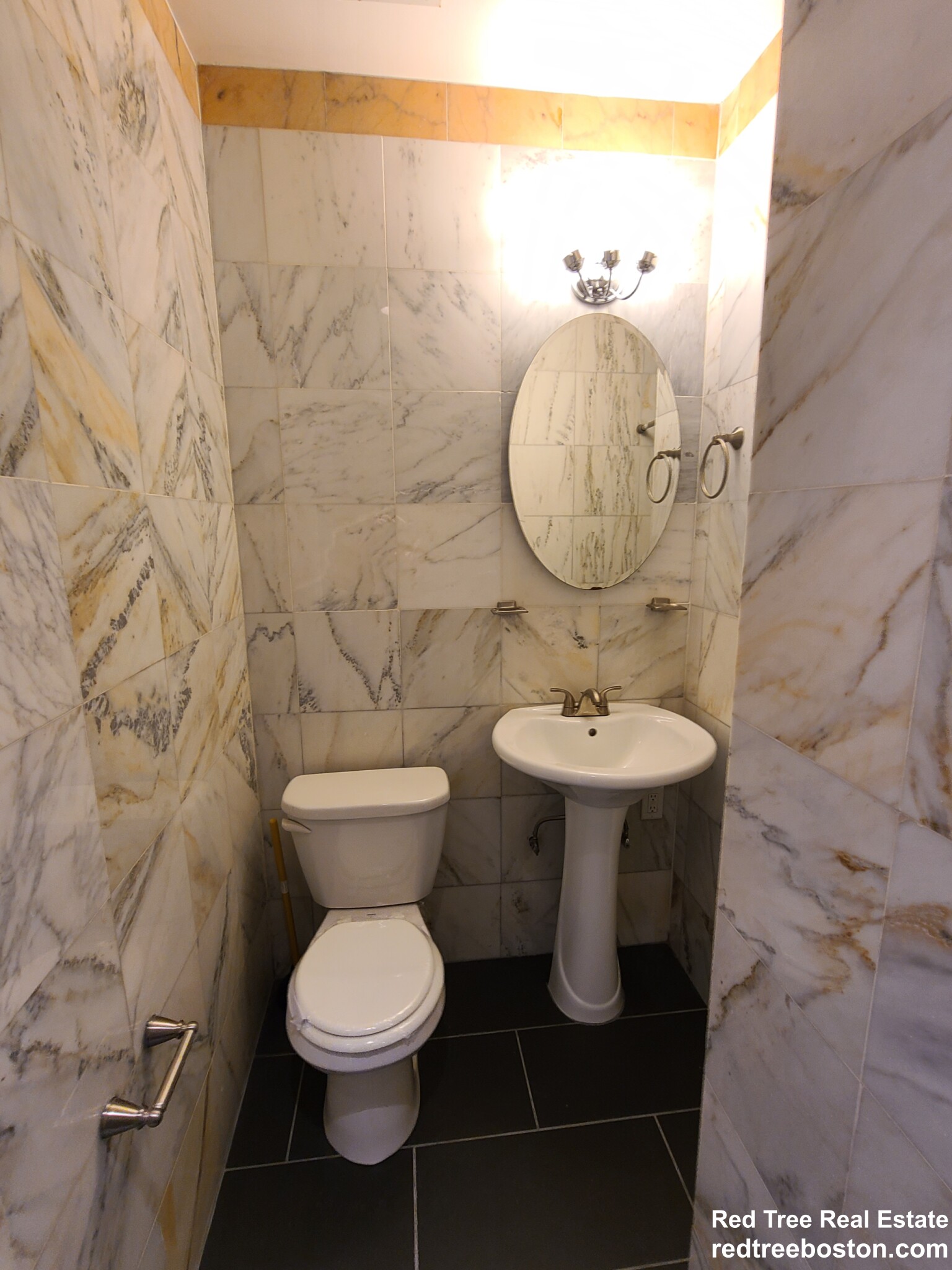 254 Newbury St, Back Bay