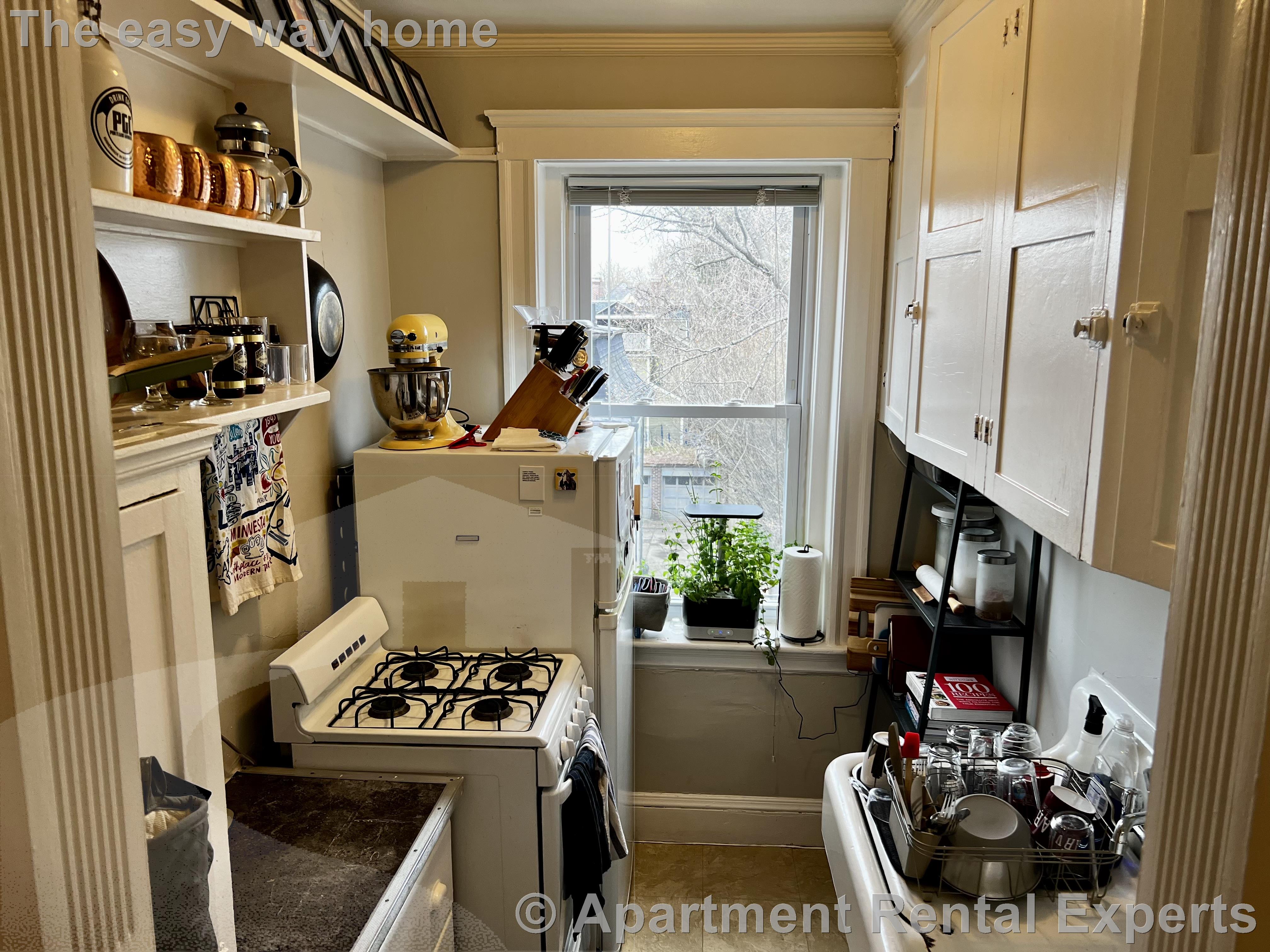 11 Gray St, Porter Square