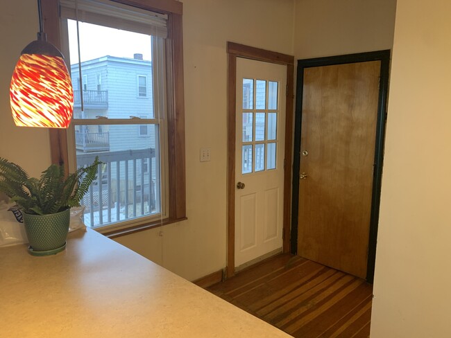 346 Faneuil St, Oak Square