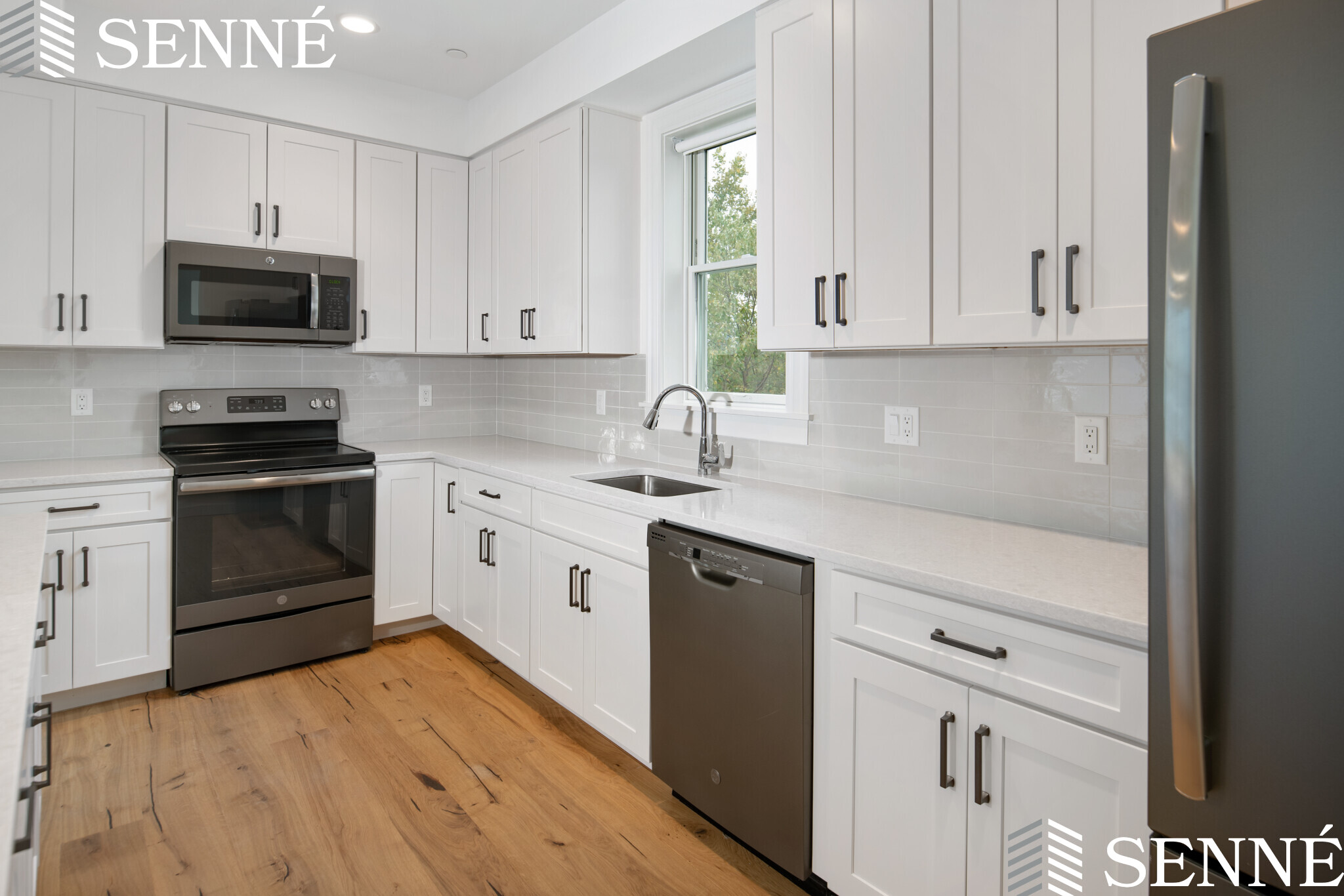 24 Magazine, Cambridgeport