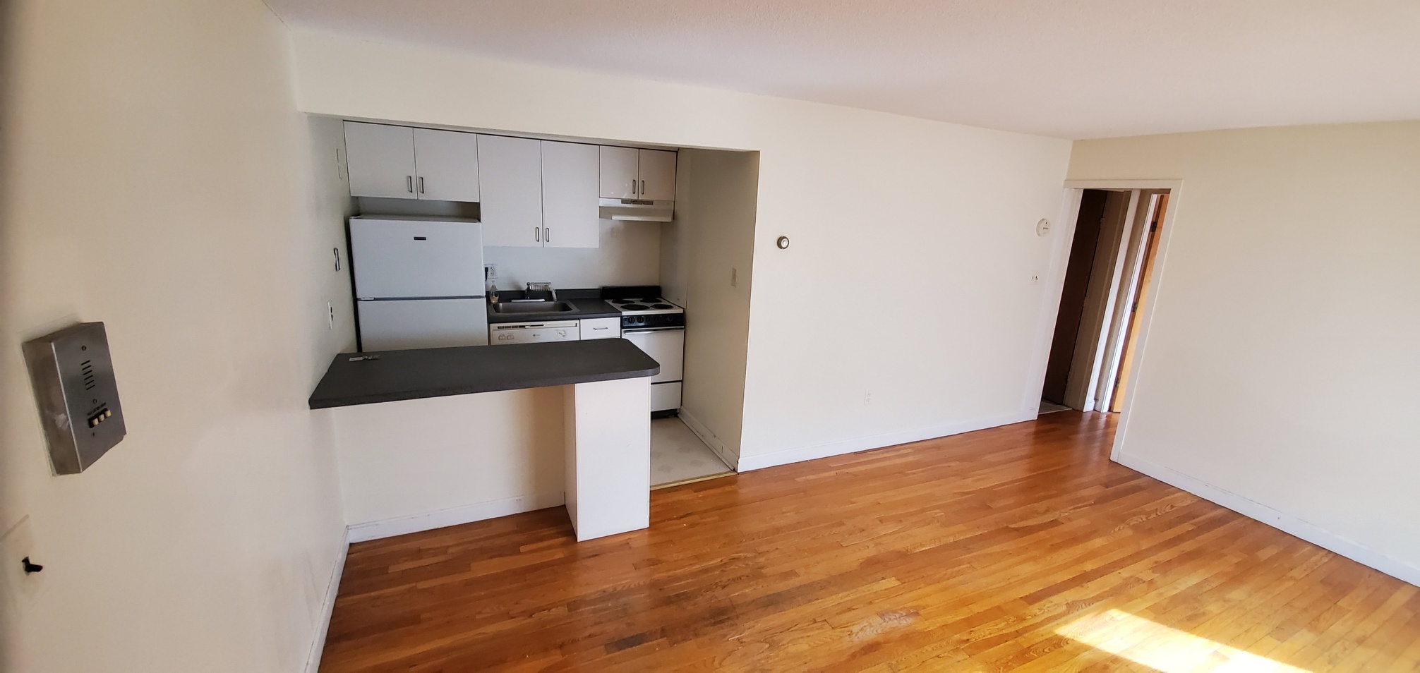 1 bed, 1 bath apartment for rent at 77 Trowbridge St Unit 041, Harvard Square