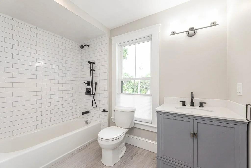 52 Maple St, Hyde Park