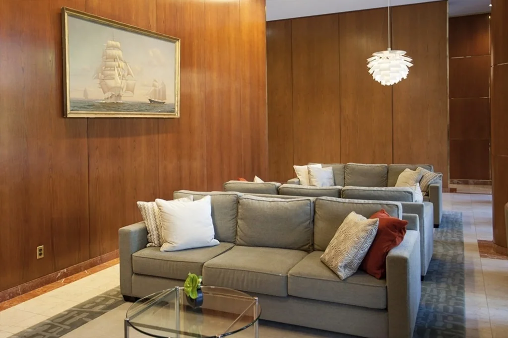 65 East India Row, Waterfront