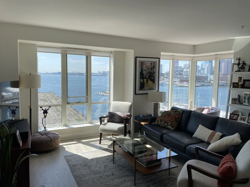 197 Eighth St, Charlestown