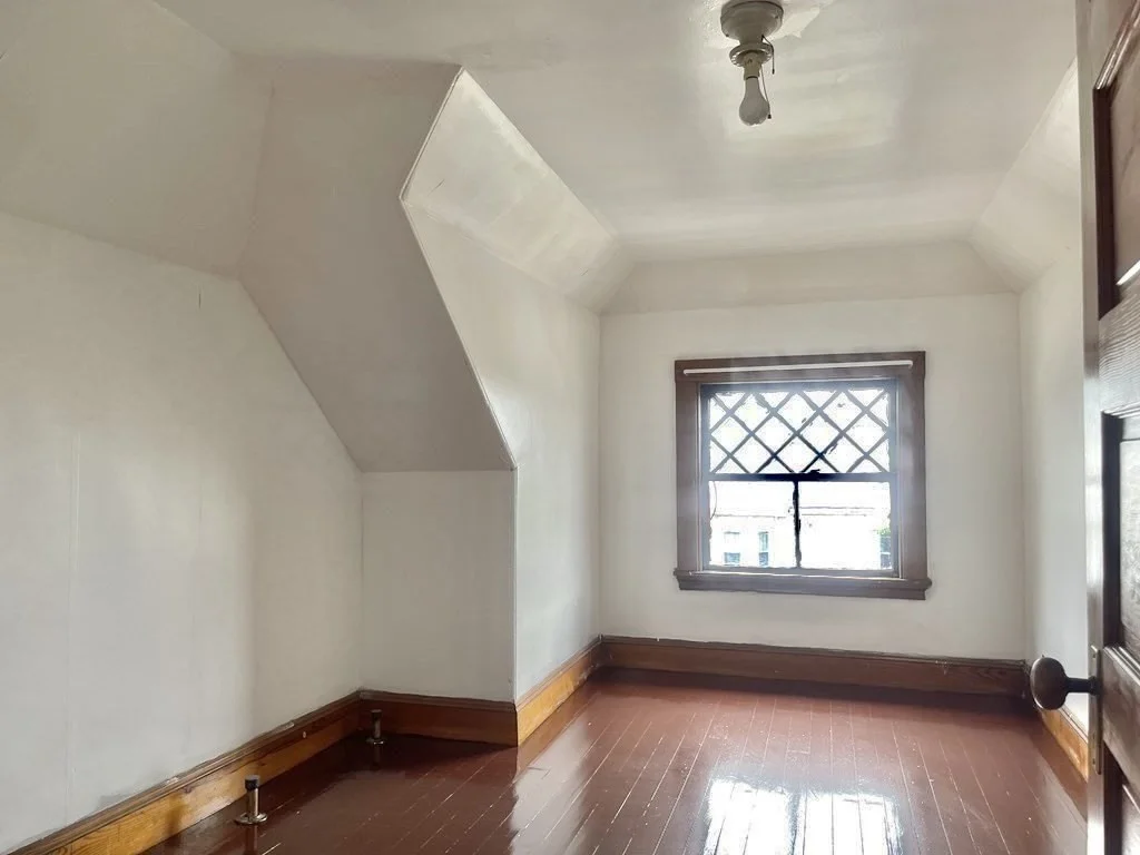 47 Pleasant St, Everett