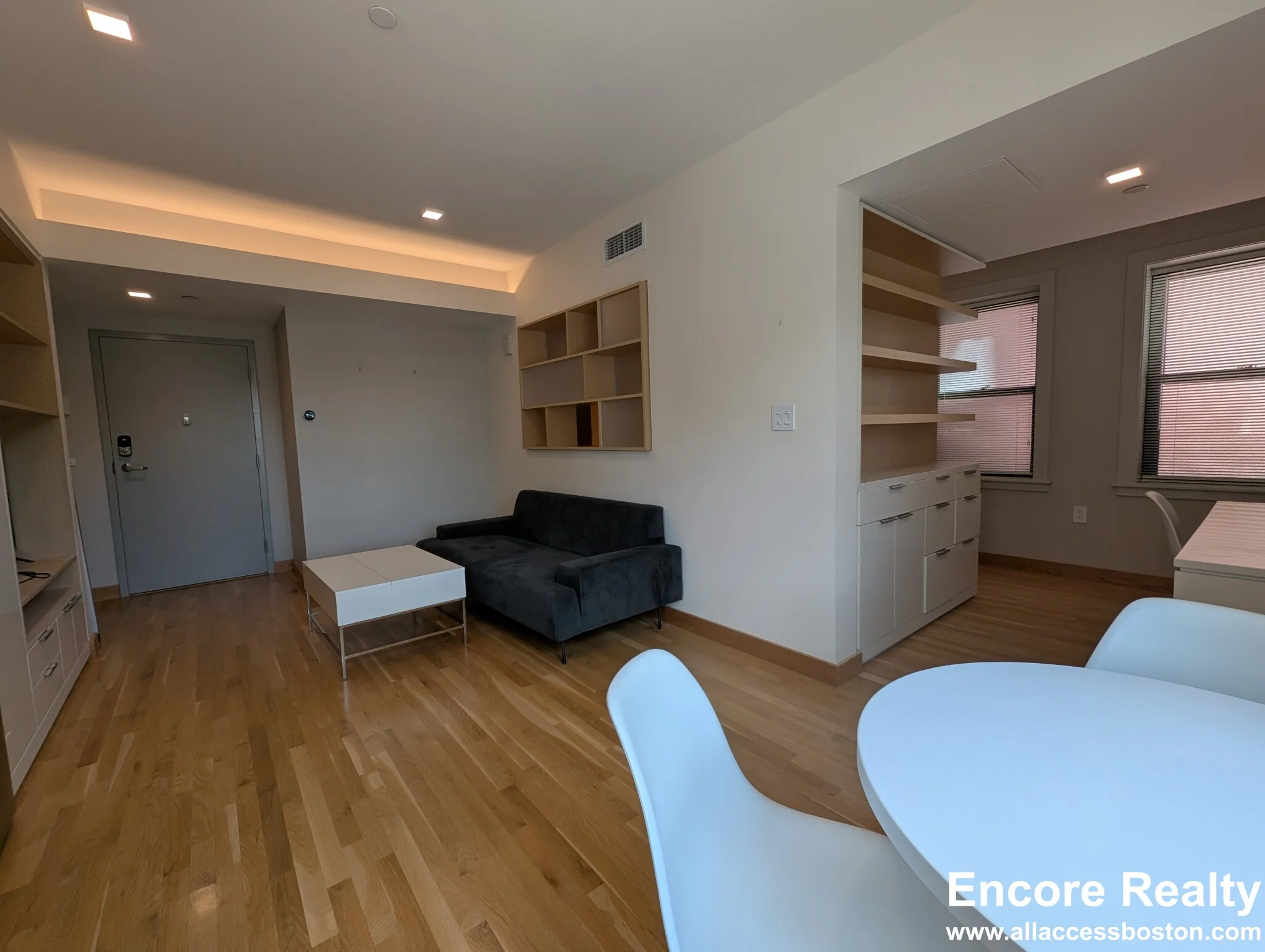 115 Mount Auburn St, Harvard Square