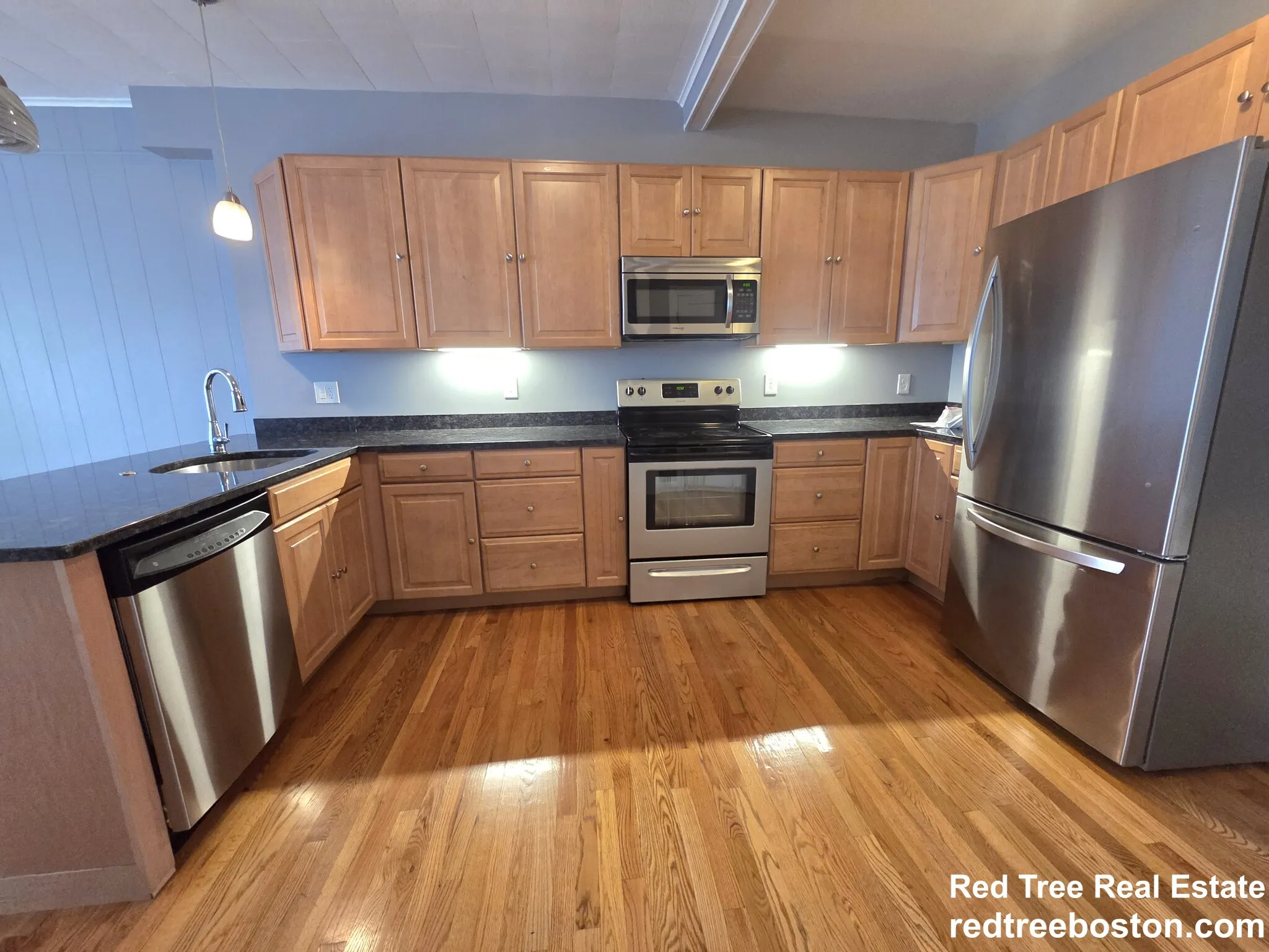 39 Orleans St, East Boston