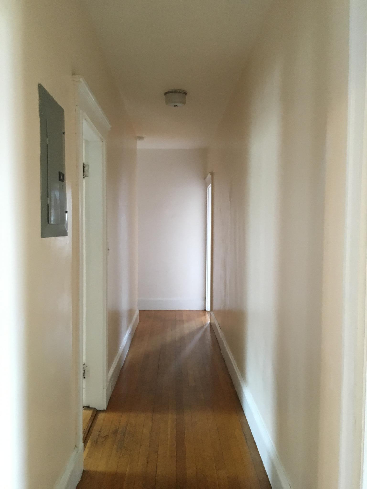 1677 Beacon St, Aspinwall Hill