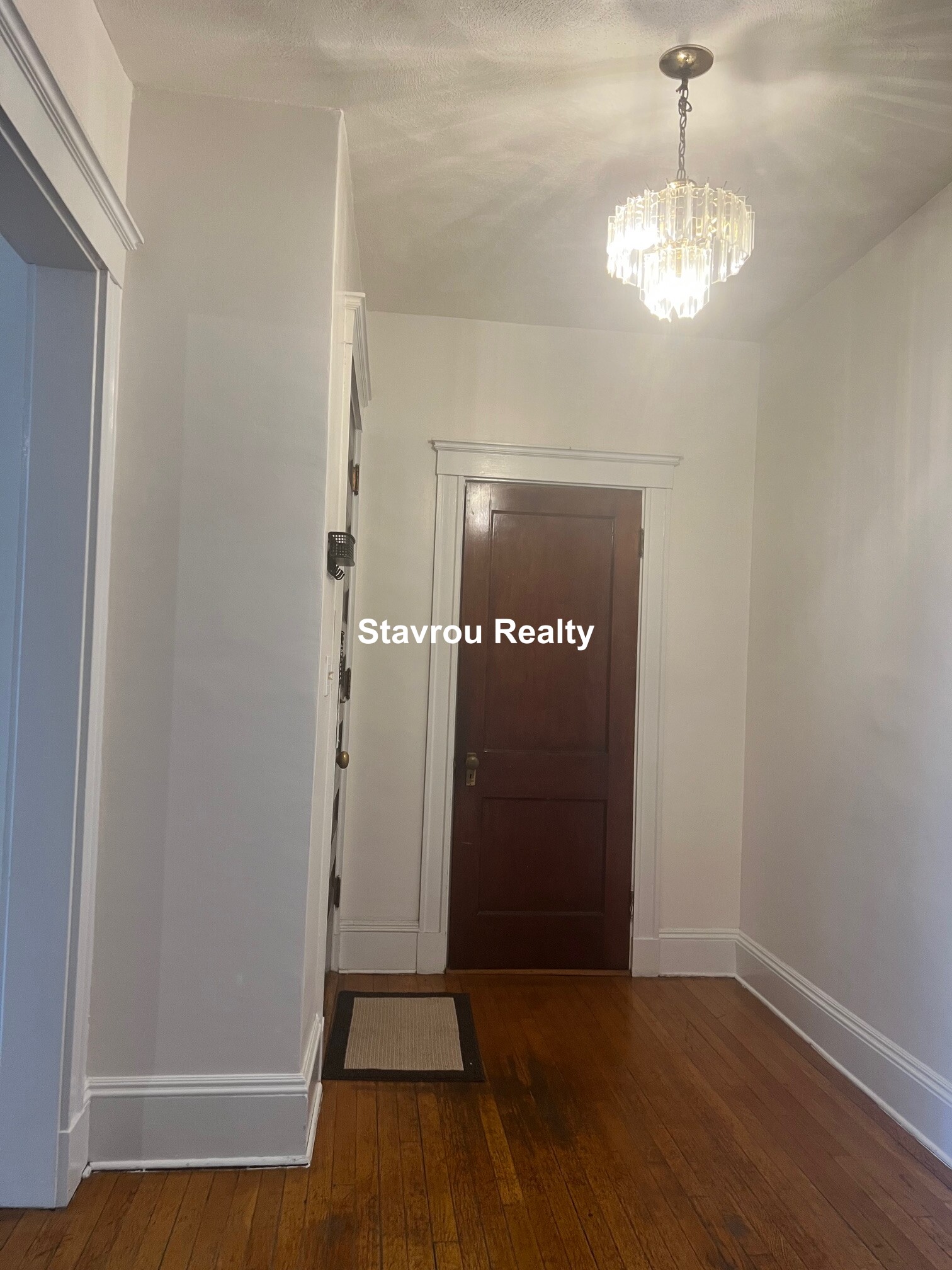 1677 Beacon St, Aspinwall Hill