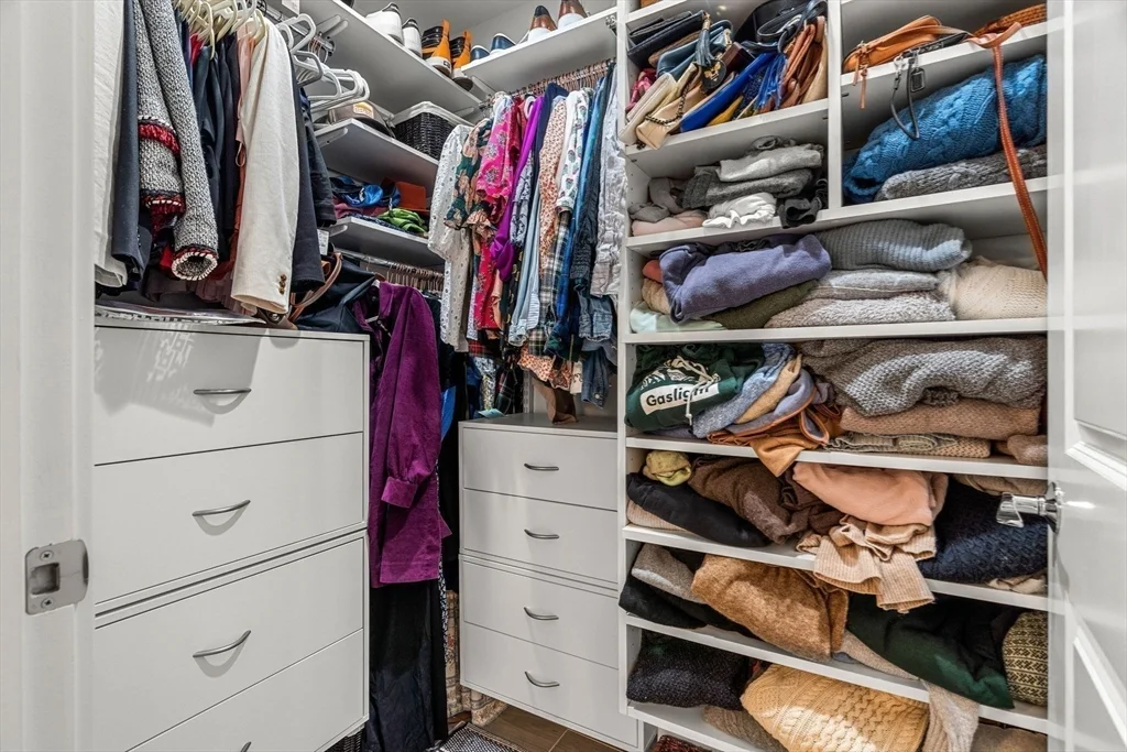 530 East Broadway, South Boston