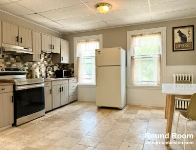 14 Smythe St, Boylston Street