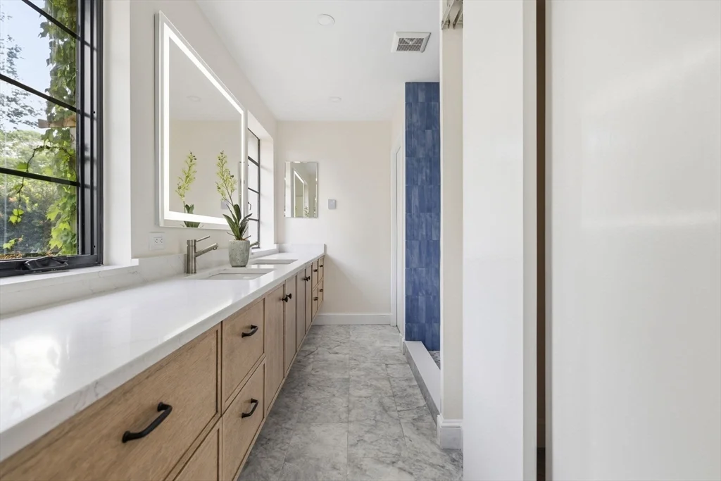 180 Eliot St, Chestnut Hill