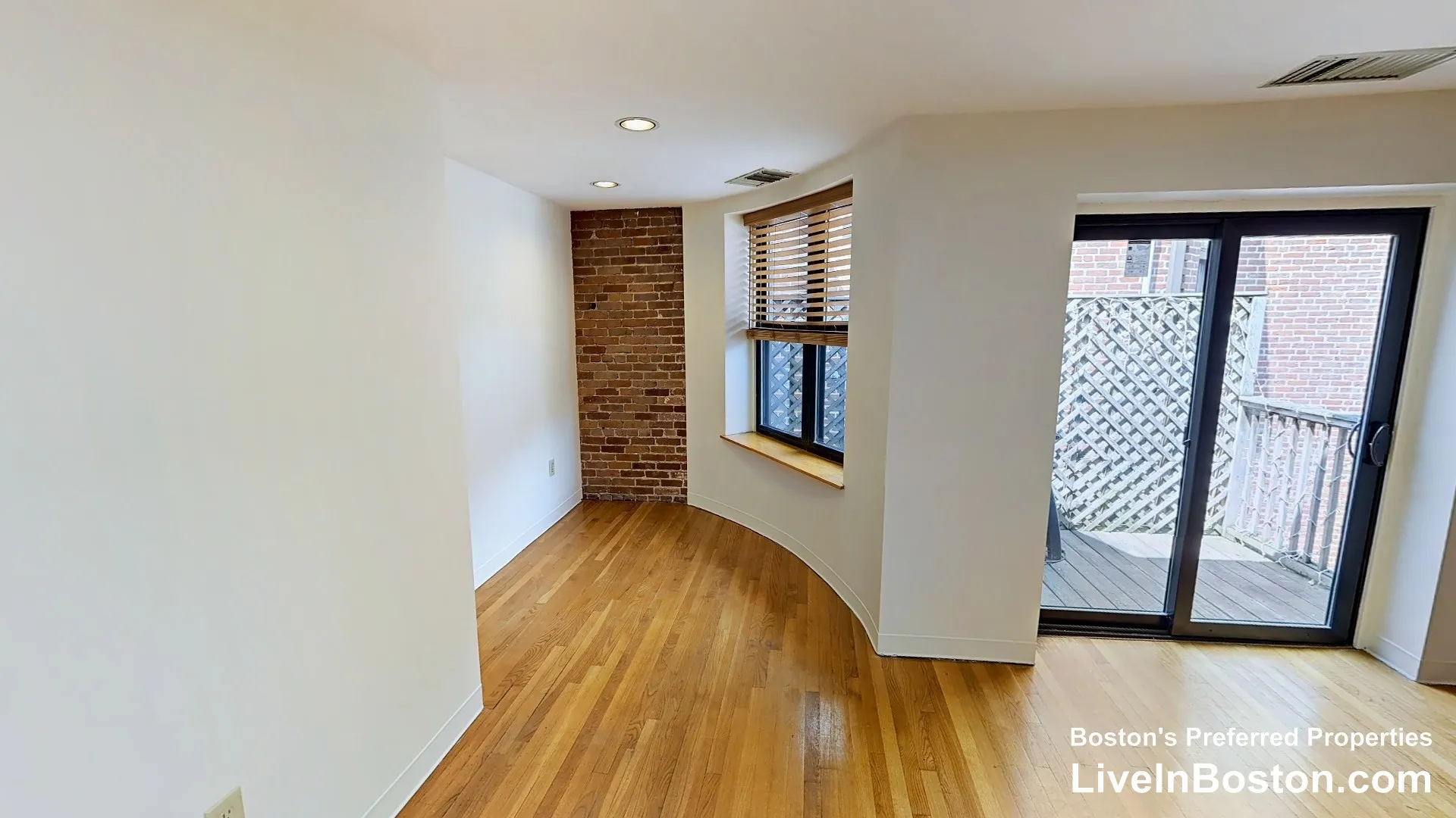 95 Gainsborough St, Fenway