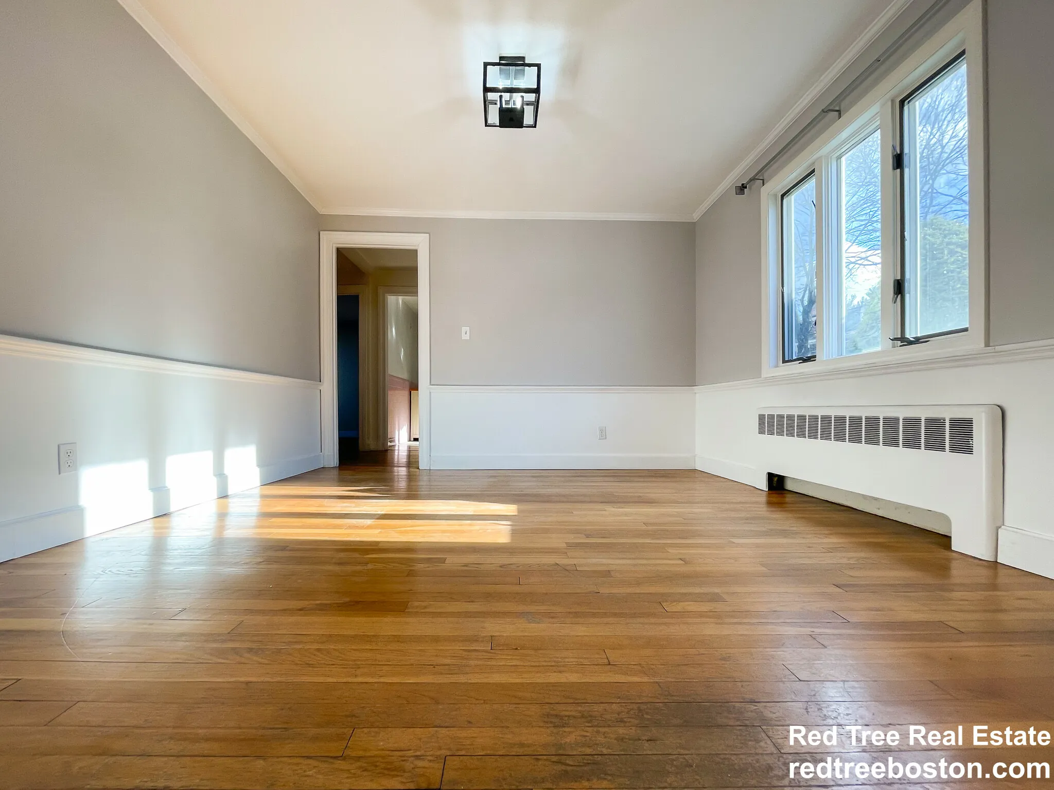 14 Caltha Rd, Oak Square