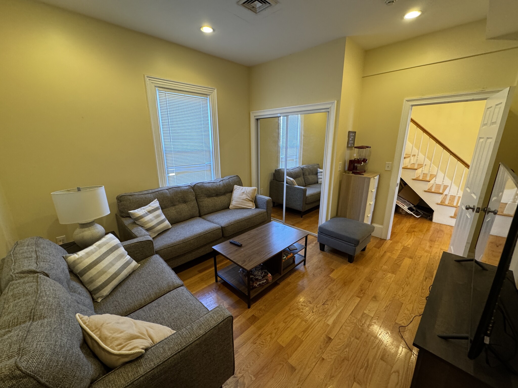 208 Holland St, Teele Square