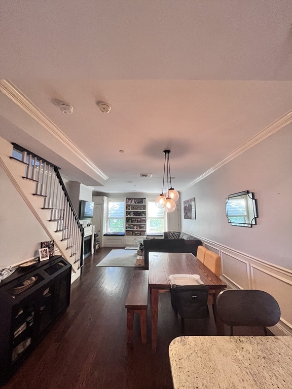 584 East 8th St, South Boston