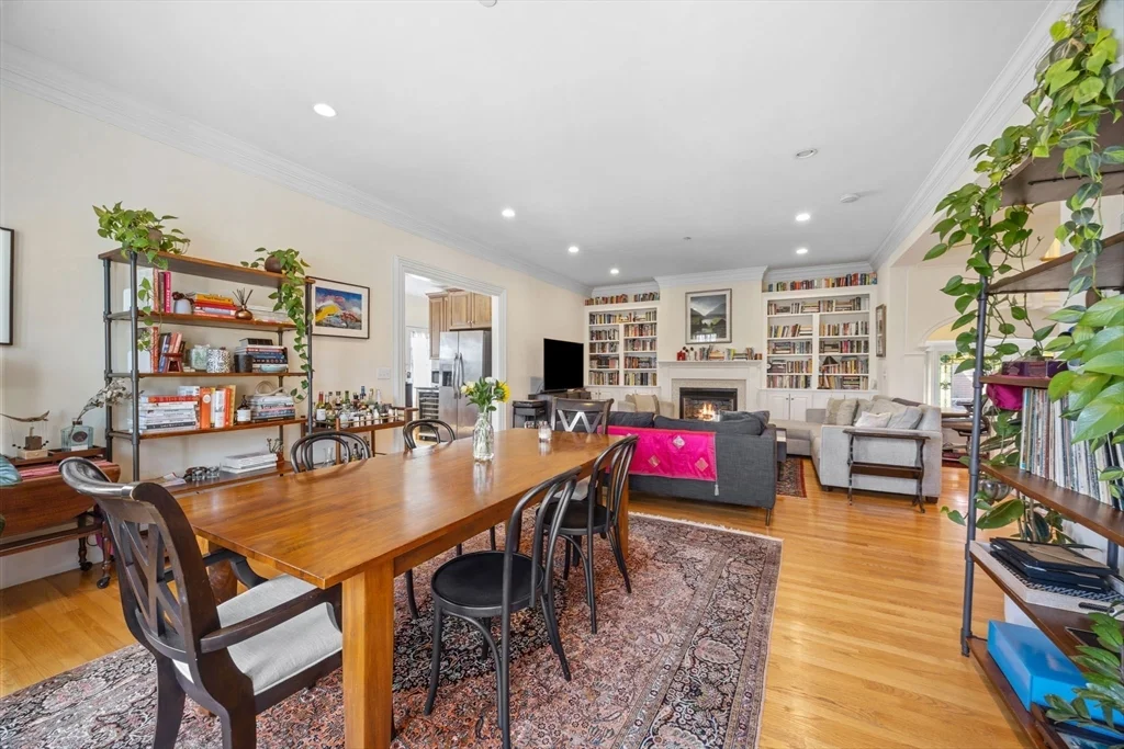 2 Benton Rd, Spring Hill