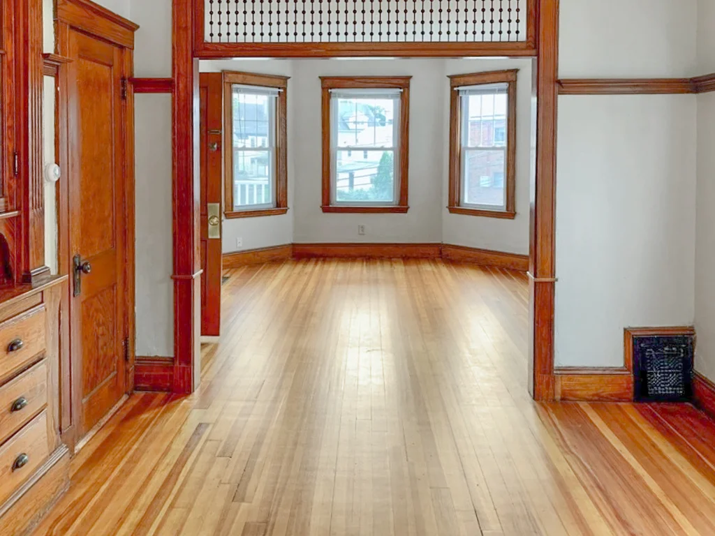 8 Wyvern St, Jamaica Plain