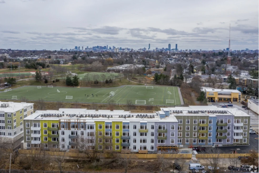 77 New St, Neighborhood Nine