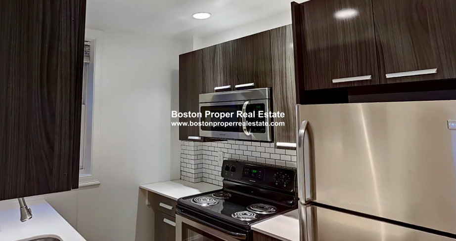 109 Queensberry St, Fenway