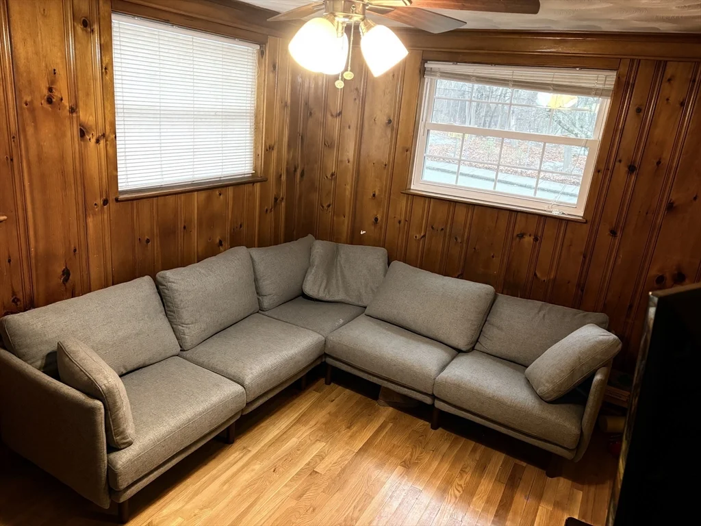 22 Farwell Ave, Hyde Park