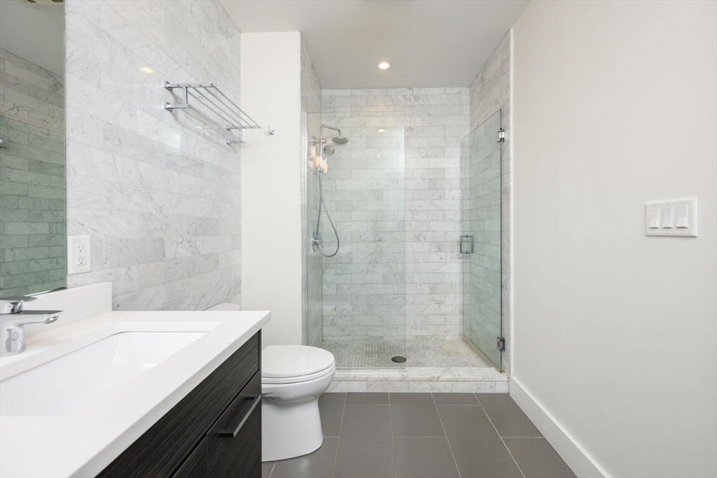 14 W Broadway, South Boston