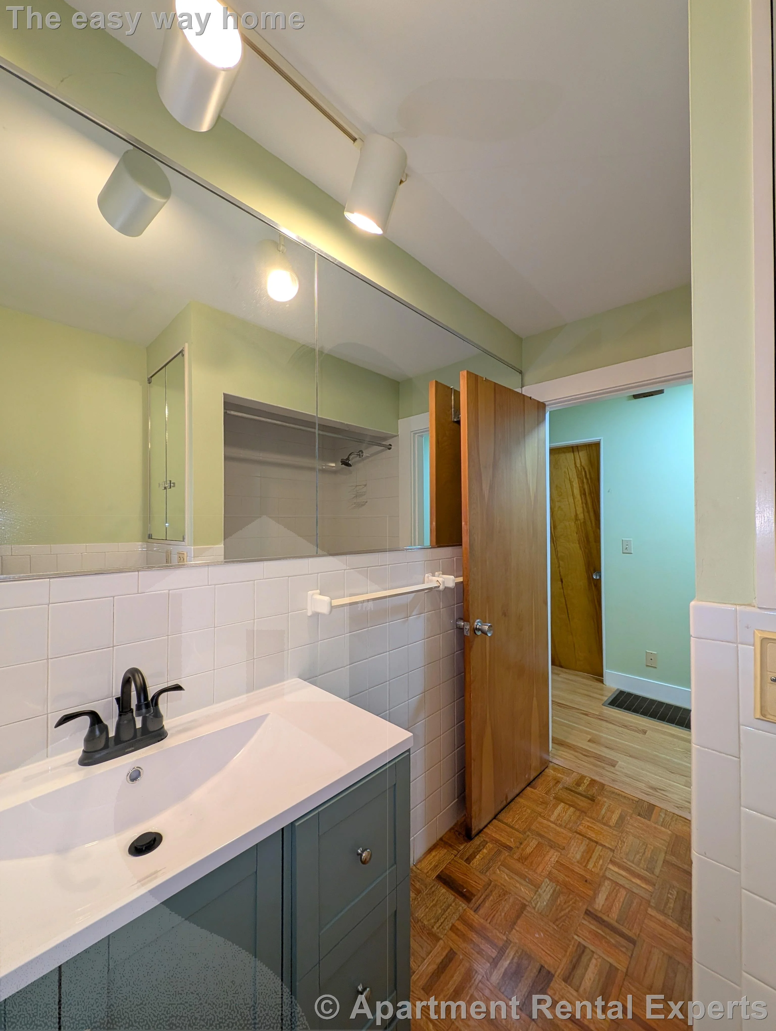 10 Packard Ave, Tufts