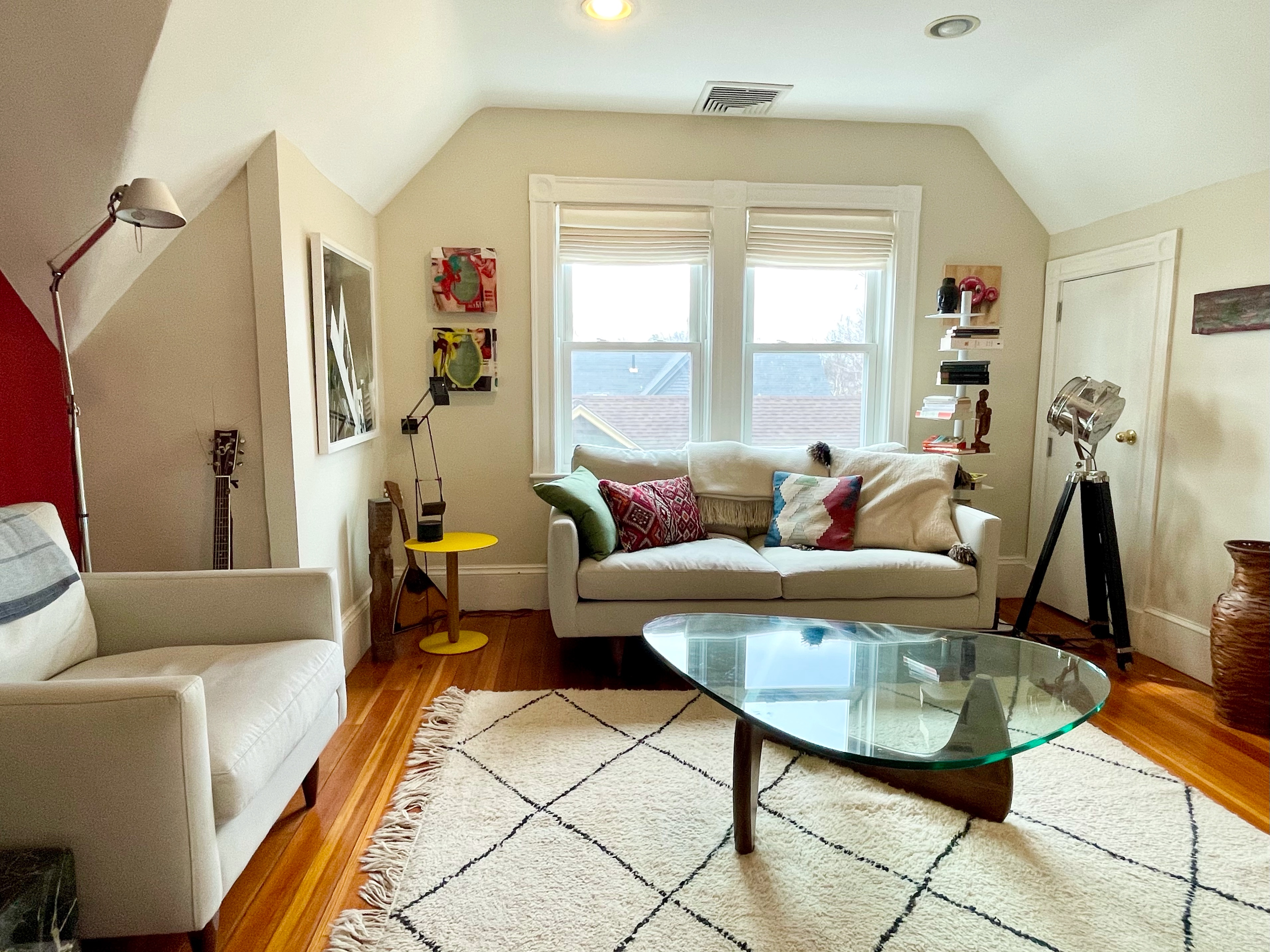 2 bed, 1 bath apartment for rent at 33 Royal Ave Unit 3, West Cambridge — photo 5 of 15