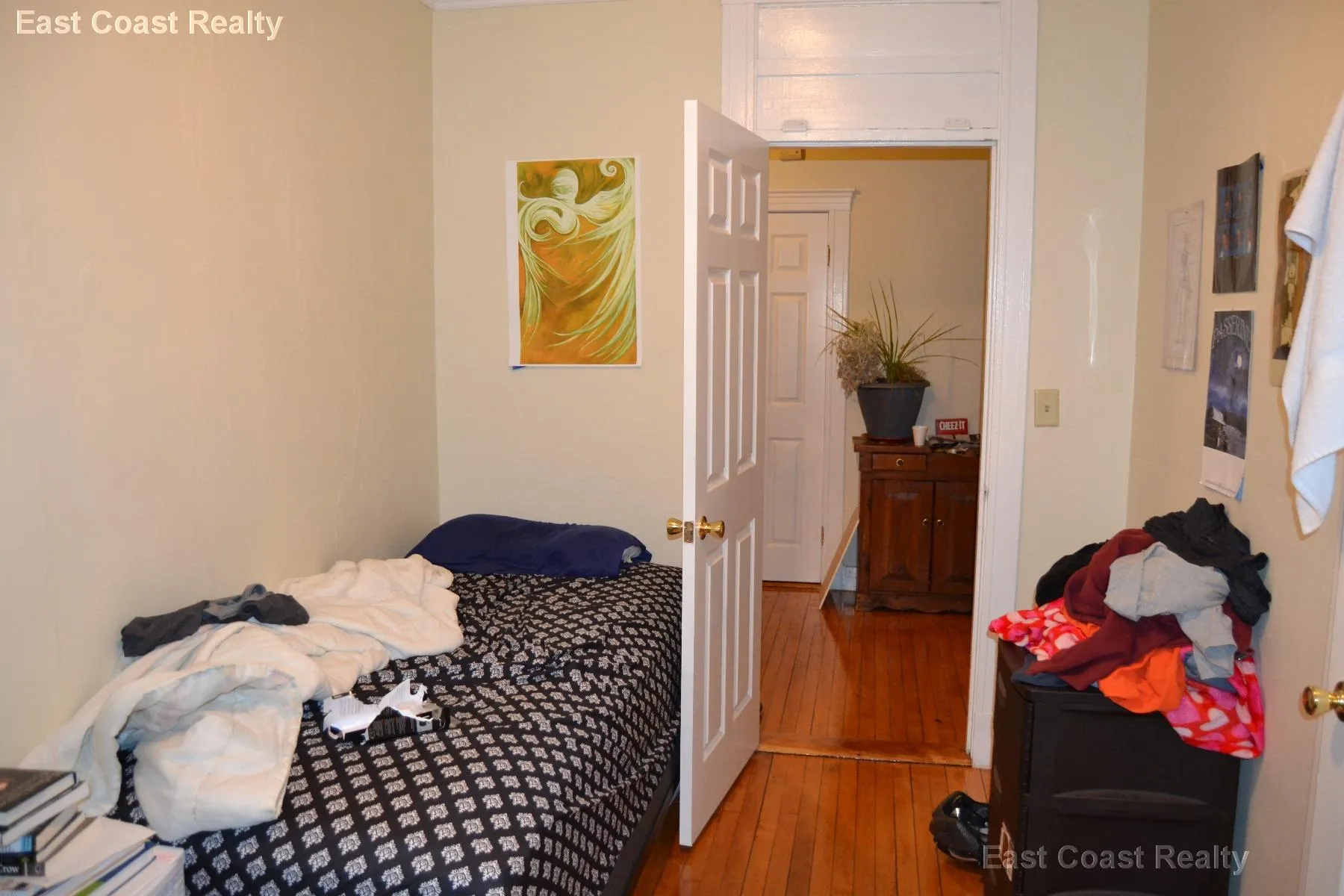 142 Davis Ave, Emerson Gardens