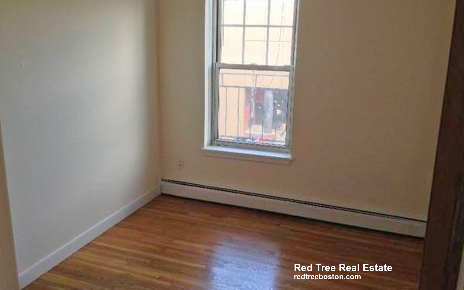 160 North Beacon St, Brighton