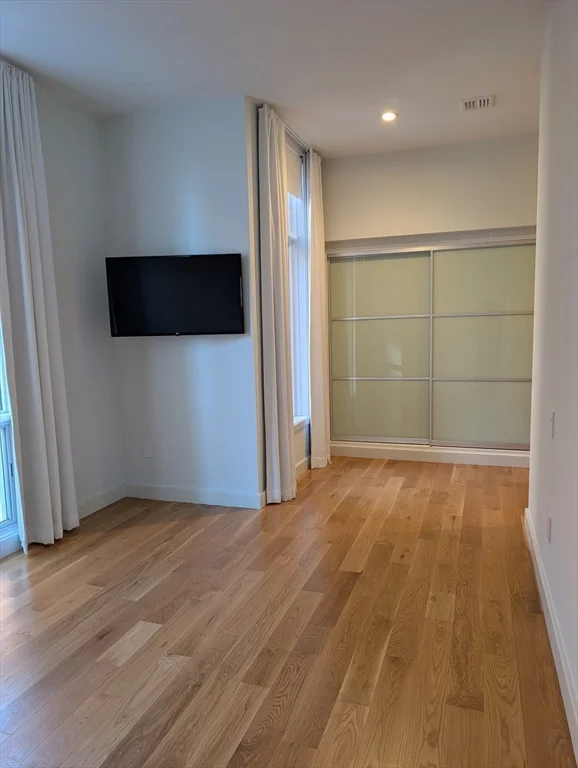 537 East Second St, South Boston