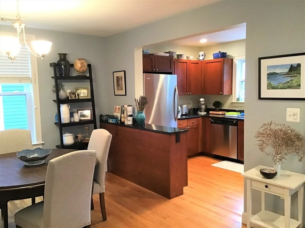 60 Magnolia Ave, Ward Two