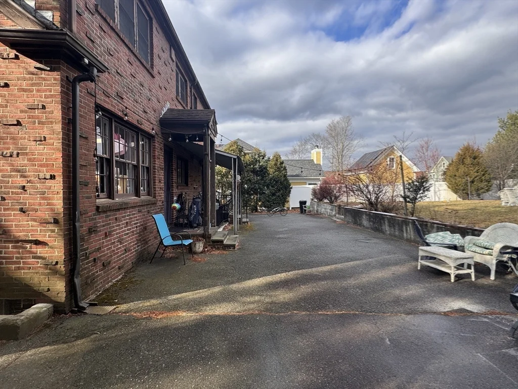 10-12 Webster St, Winchester