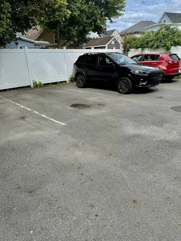 9 Newhall St, Lowell