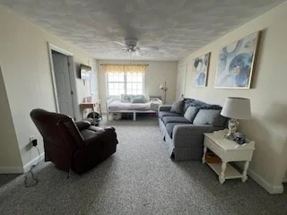 84 Railroad Ave, Salisbury