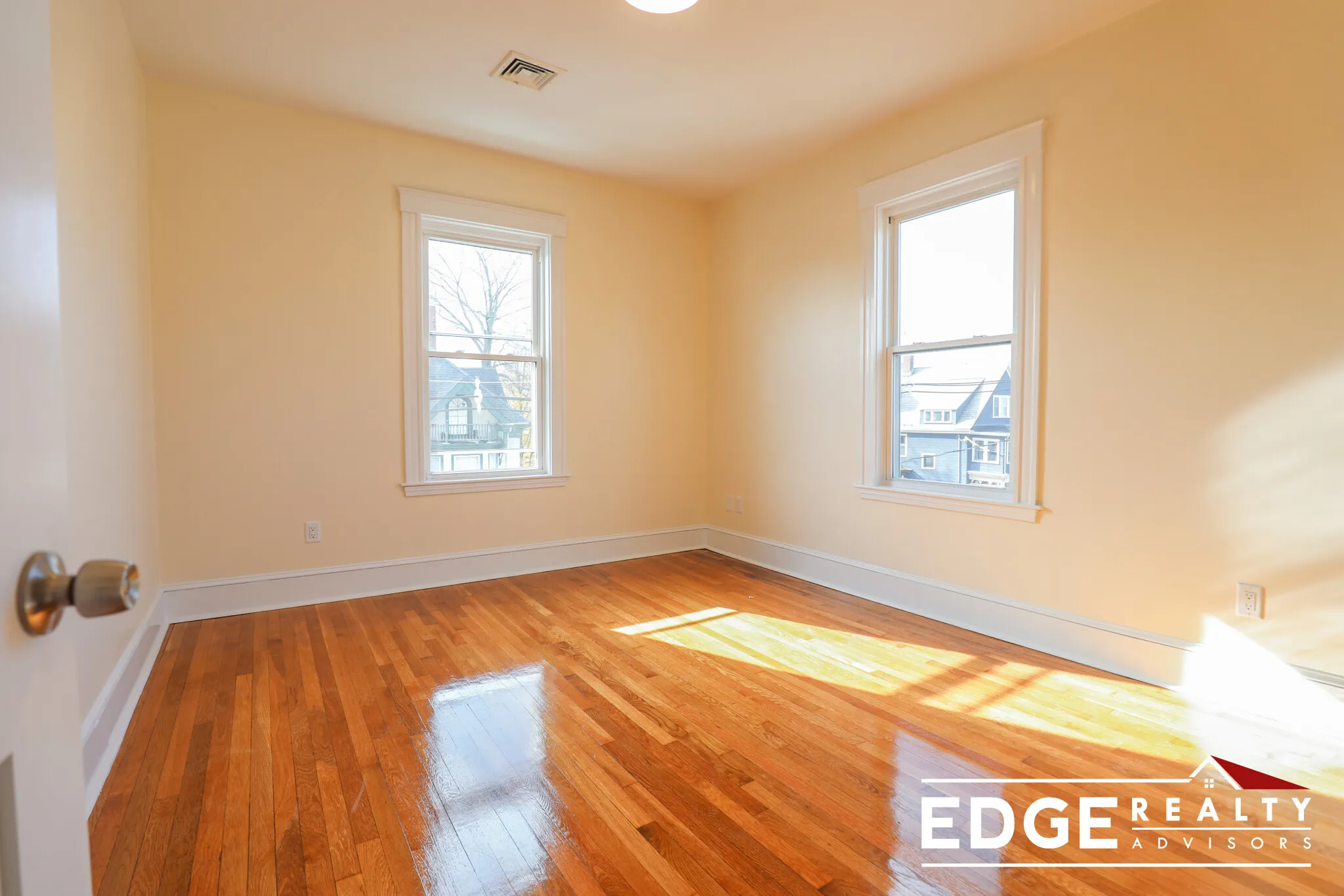 74 Aldie St, Allston