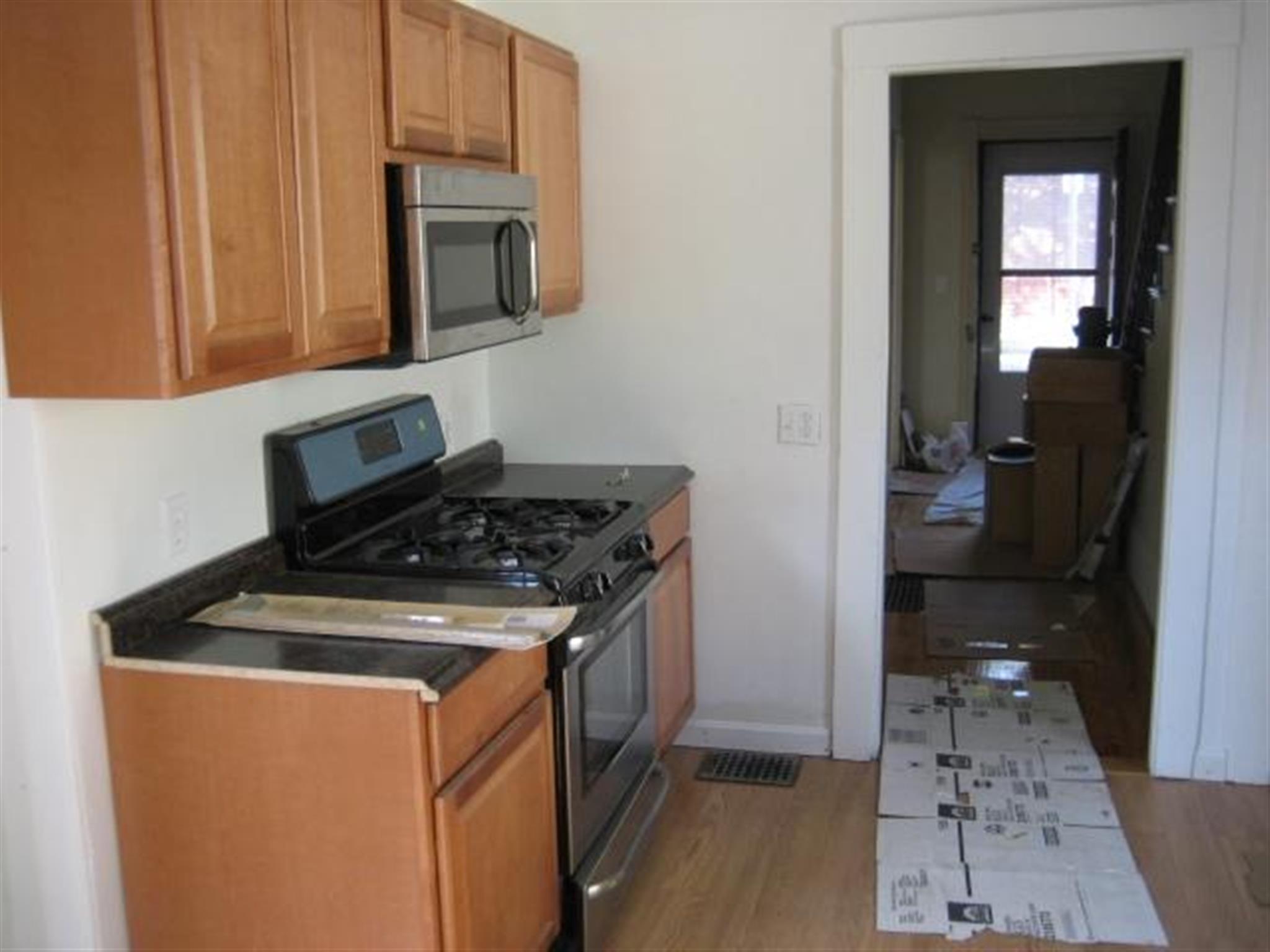 3 bed, 1.5 bath apartment for rent at 374 Highland Ave Unit 2, Davis Square