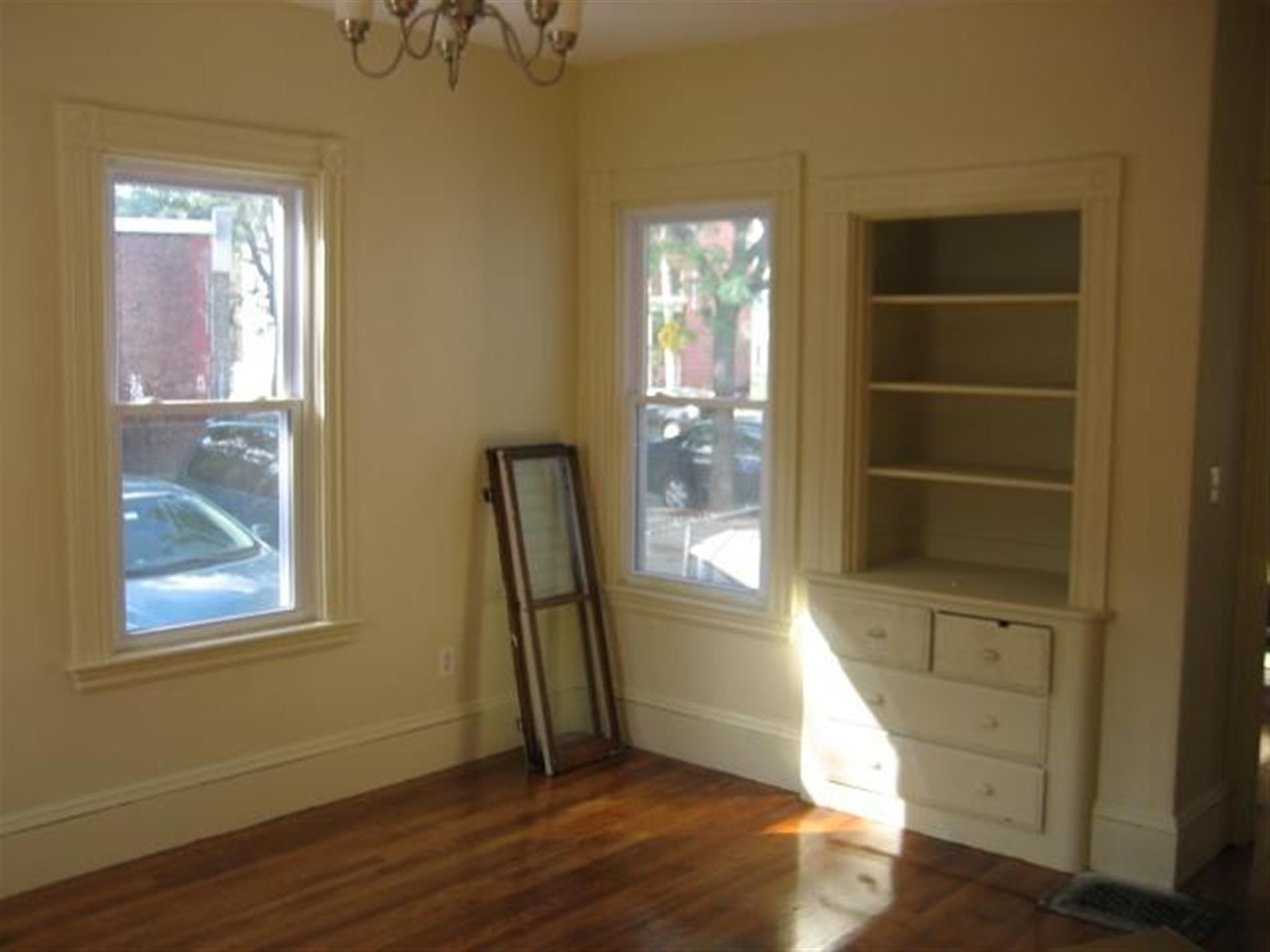 3 bed, 1.5 bath apartment for rent at 374 Highland Ave Unit 2, Davis Square — photo 4 of 11