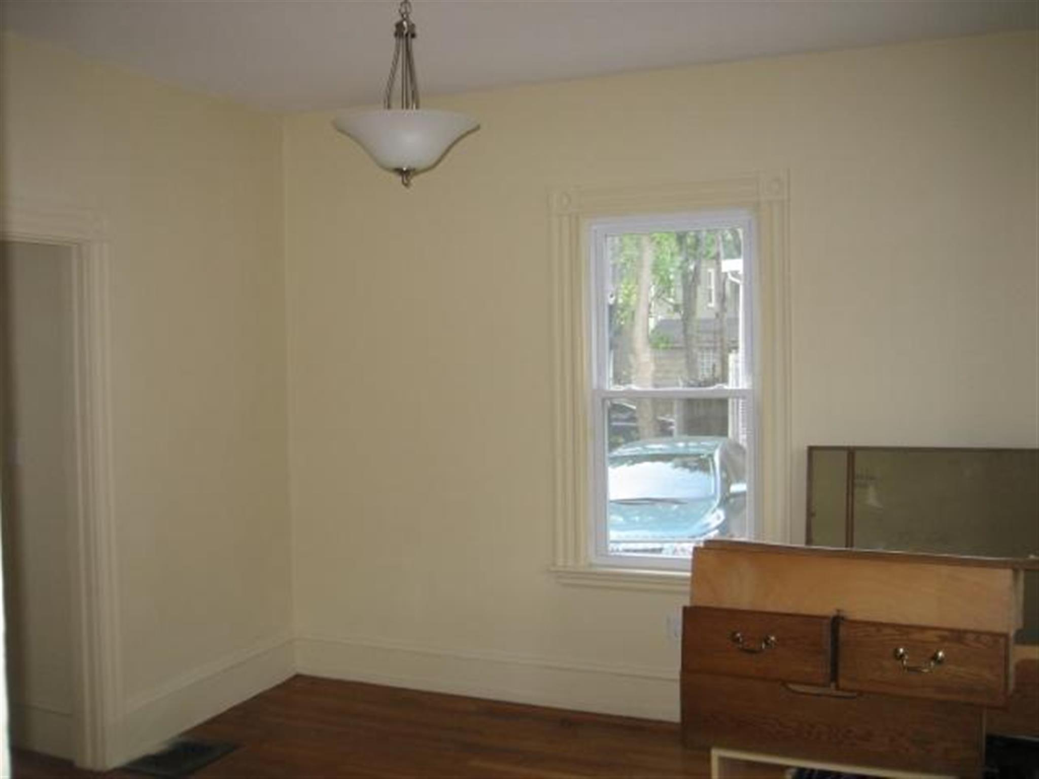 3 bed, 1.5 bath apartment for rent at 374 Highland Ave Unit 2, Davis Square — photo 10 of 11
