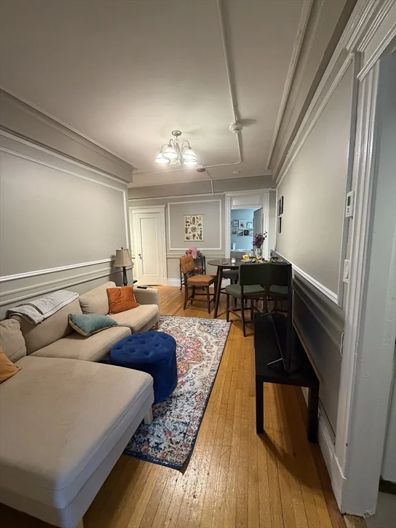 464-466 Commonwealth Ave, Fenway