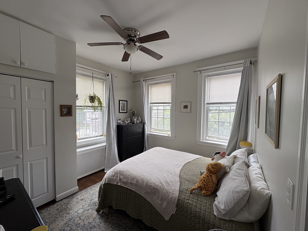 996 Chestnut St, Newton Upper Falls