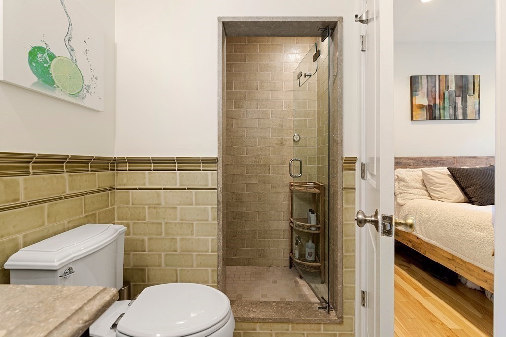 99-105 Broad St, Downtown