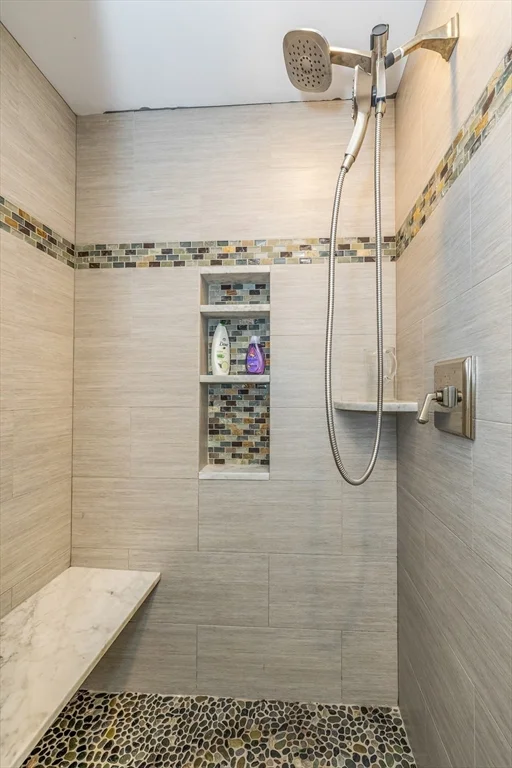 9 Washington Ave, Woburn