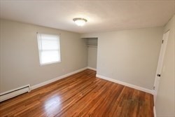 18 Essex St, North Quincy