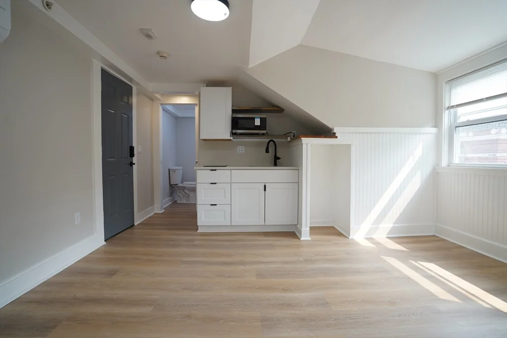 130 Dorchester St, South Boston