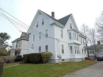 55 Everett St, Middleboro