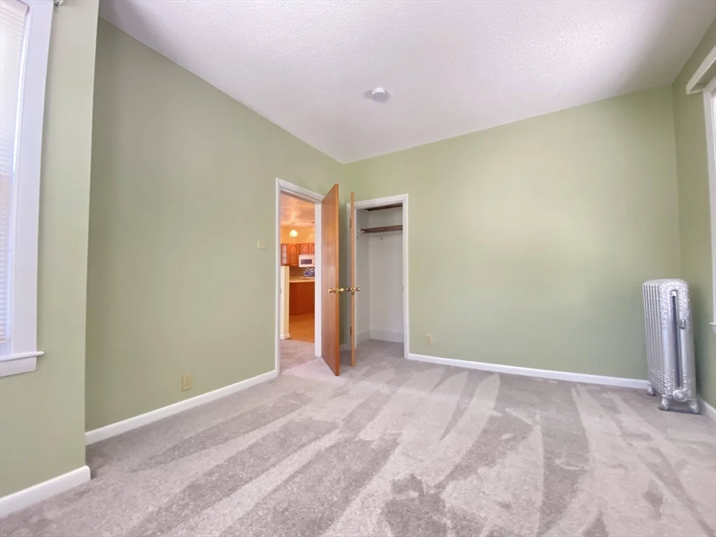 1 Overland St, Fitchburg