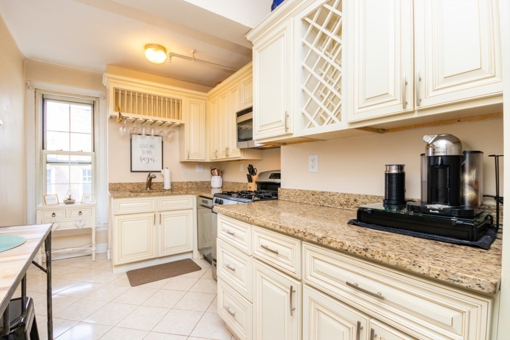 1450 Beacon St, Boston