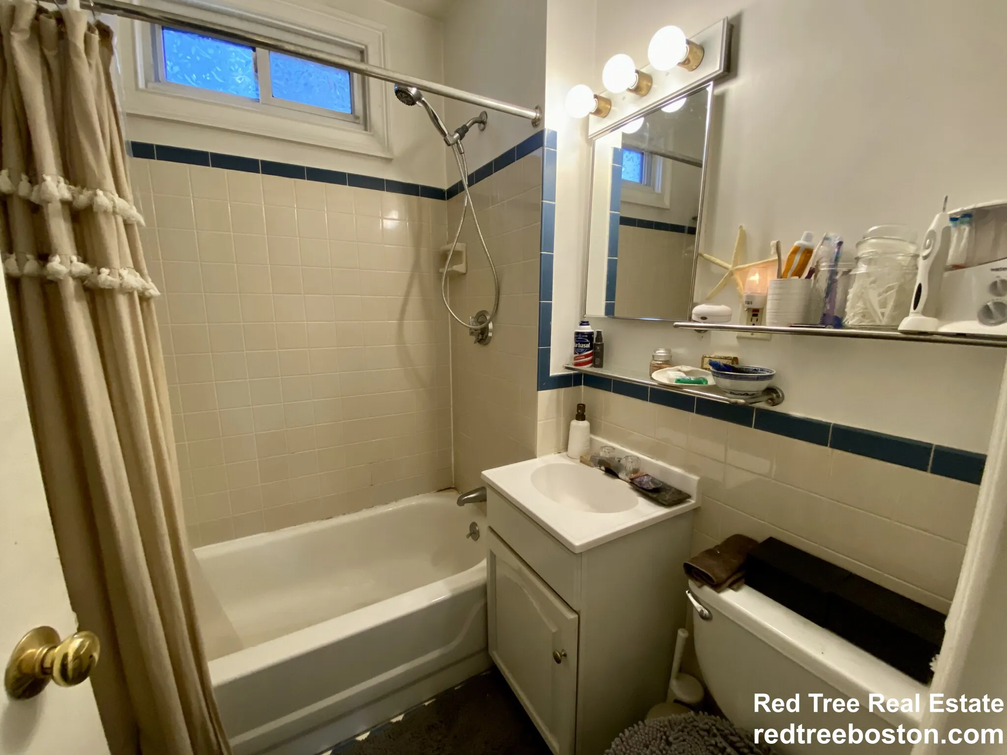 51 Montebello Rd, Jamaica Plain